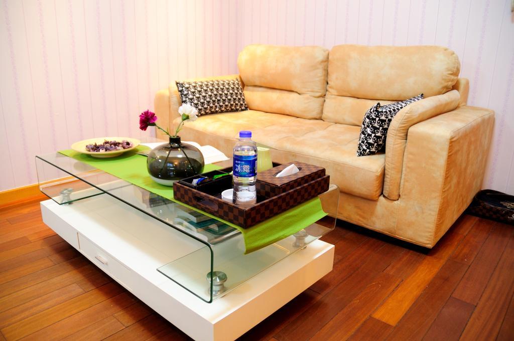 I Shangju Service Apartment Sanghaj Kültér fotó